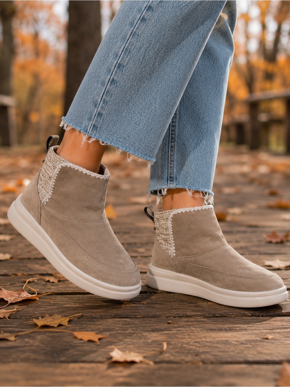 Hey Dude Suede Platform Ankle Boots Sand Beige Women’s US 8 EU 39